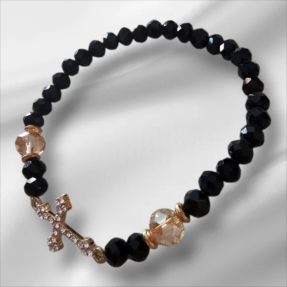 Elegant Black and Gold Beaded Bracelet with Cross Charm - Picture 2 of 3